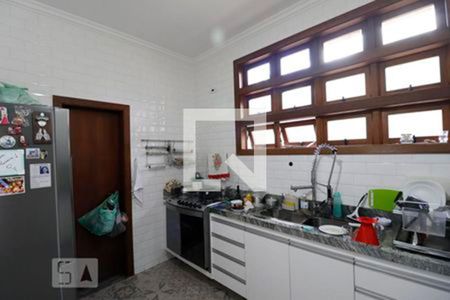 Casa à venda com 532m², 6 quartos e 4 vagasCozinha