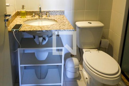 Apartamento para alugar com 64m², 2 quartos e 1 vagaBanheiro Corredor