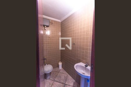 Casa à venda com 364m², 4 quartos e 6 vagasBanheiro salão