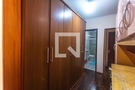 Casa à venda com 364m², 4 quartos e 6 vagasCloset suíte 2
