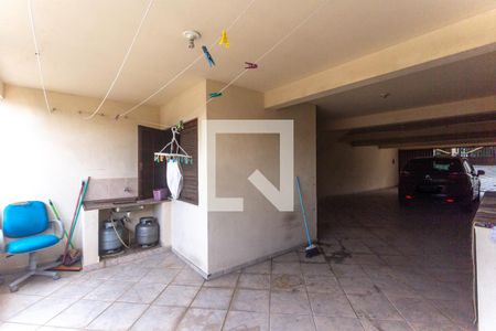 Casa à venda com 364m², 4 quartos e 6 vagasQuintal