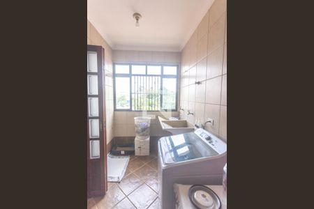 Casa à venda com 364m², 4 quartos e 6 vagasÁrea de serviço