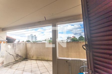 Casa à venda com 364m², 4 quartos e 6 vagasVista quarto de serviço