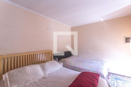 Casa à venda com 364m², 4 quartos e 6 vagasSuíte 2