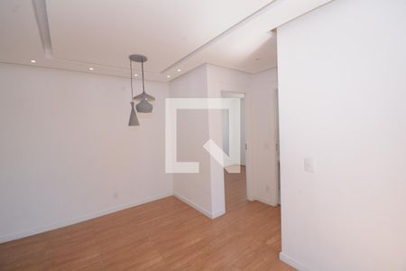 Sala de apartamento para alugar com 2 quartos, 44m² em Irajá, Rio de Janeiro