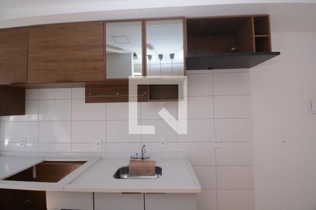 Apartamento para alugar com 44m², 2 quartos e 1 vagaCozinha e Área de Serviço - Armários