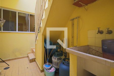 Casa à venda com 145m², 3 quartos e 1 vagaÁrea de Serviço