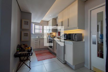 Apartamento à venda com 210m², 2 quartos e 2 vagasCozinha