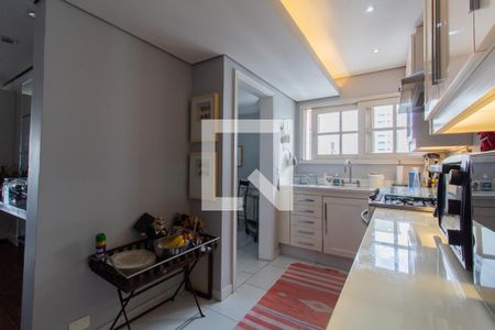 Apartamento à venda com 210m², 2 quartos e 2 vagasCozinha