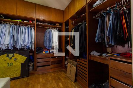 Apartamento à venda com 210m², 2 quartos e 2 vagasCloset da suíte