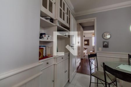 Apartamento à venda com 210m², 2 quartos e 2 vagasCopa