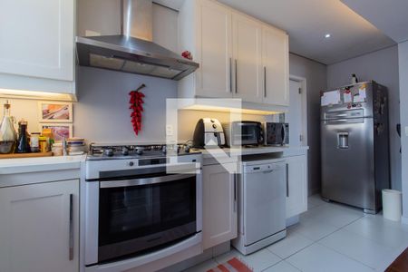 Apartamento à venda com 210m², 2 quartos e 2 vagasCozinha