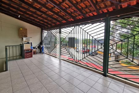 Casa à venda com 350m², 6 quartos e 4 vagasVaranda