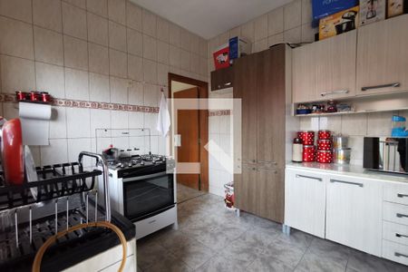 Casa à venda com 350m², 6 quartos e 4 vagasCozinha