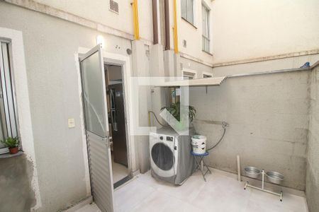 Apartamento para alugar com 51m², 2 quartos e 1 vaga Apartamento para alugar com 51m², 2 quartos e 1 vagaVaranda