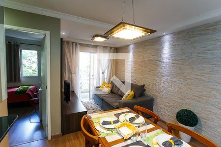 sala de apartamento para alugar com 2 quartos, 56m² em Parque Reboucas, São Paulo