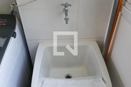 Área de Serviço de apartamento para alugar com 2 quartos, 56m² em Parque Reboucas, São Paulo