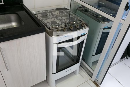 Cozinha de apartamento para alugar com 2 quartos, 56m² em Parque Reboucas, São Paulo