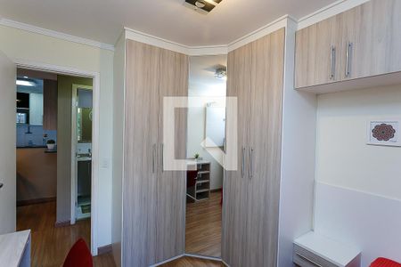 quarto 1 de apartamento para alugar com 2 quartos, 56m² em Parque Reboucas, São Paulo
