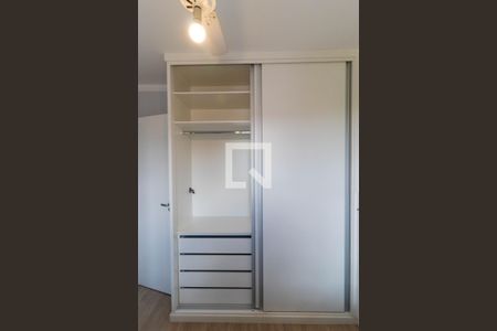 Apartamento para alugar com 60m², 3 quartos e 1 vaga Apartamento para alugar com 60m², 3 quartos e 1 vagaSuíte - Armário