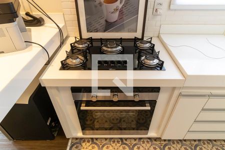 Casa à venda com 380m², 3 quartos e 4 vagas Casa à venda com 380m², 3 quartos e 4 vagasCozinha