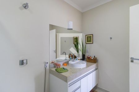 Casa à venda com 380m², 3 quartos e 4 vagas Casa à venda com 380m², 3 quartos e 4 vagasBanheiro da suíte 1