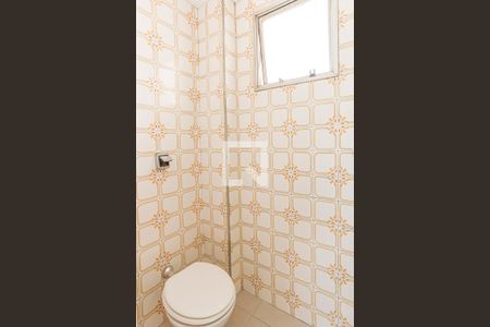 Banheiro de Serviço de apartamento para alugar com 3 quartos, 78m² em Vila Yara, Osasco