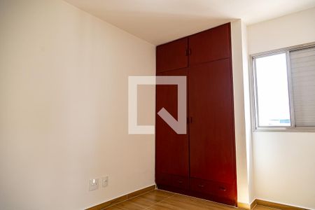 Quarto 2 de apartamento para alugar com 2 quartos, 48m² em Vila Guarani (z Sul), São Paulo