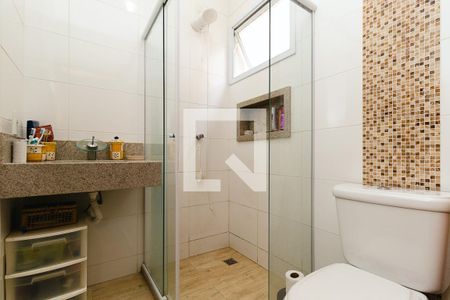 Casa à venda com 116m², 3 quartos e 2 vagasBanheiro da Suíte