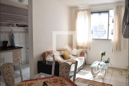 Sala de apartamento para alugar com 1 quarto, 57m² em Guaratiba, Rio de Janeiro