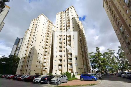 Apartamento para alugar com 50m², 2 quartos e 1 vaga Apartamento para alugar com 50m², 2 quartos e 1 vagaFachada