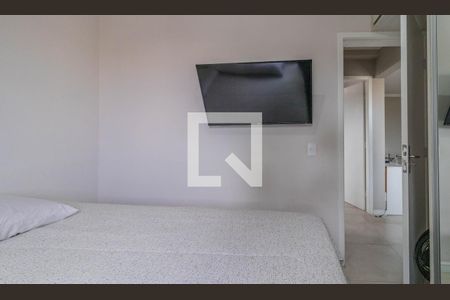 Quarto 1 de apartamento para alugar com 2 quartos, 50m² em Jardim Henriqueta, Taboão da Serra