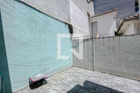 Casa para alugar com 174m², 2 quartos e 2 vagas Casa para alugar com 174m², 2 quartos e 2 vagasÁrea Externa