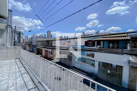 Casa para alugar com 174m², 2 quartos e 2 vagas Casa para alugar com 174m², 2 quartos e 2 vagasÁrea Externa