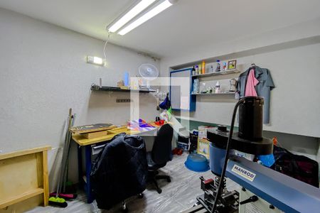 Casa para alugar com 174m², 2 quartos e 2 vagas Casa para alugar com 174m², 2 quartos e 2 vagasEscritório