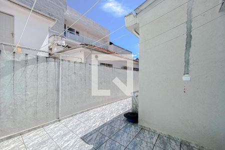 Casa para alugar com 174m², 2 quartos e 2 vagas Casa para alugar com 174m², 2 quartos e 2 vagasÁrea Externa