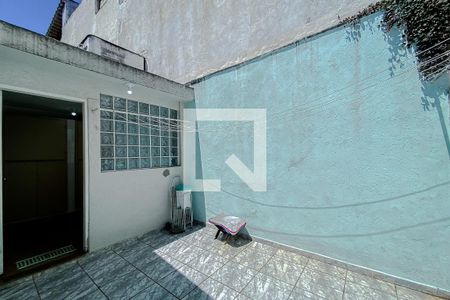 Casa para alugar com 174m², 2 quartos e 2 vagas Casa para alugar com 174m², 2 quartos e 2 vagasÁrea Externa