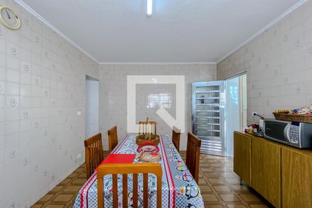 Casa para alugar com 174m², 2 quartos e 2 vagas Casa para alugar com 174m², 2 quartos e 2 vagasCozinha
