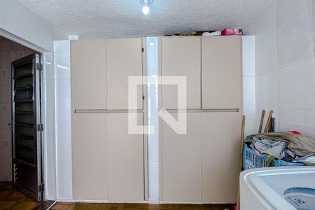 Casa para alugar com 174m², 2 quartos e 2 vagas Casa para alugar com 174m², 2 quartos e 2 vagasÁrea de Serviço