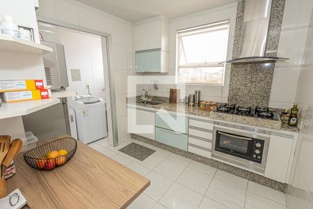 Apartamento à venda com 72m², 2 quartos e 2 vagas Apartamento à venda com 72m², 2 quartos e 2 vagasCozinha