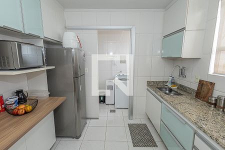 Apartamento à venda com 72m², 2 quartos e 2 vagas Apartamento à venda com 72m², 2 quartos e 2 vagasCozinha