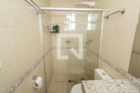 Banheiro da suíte de apartamento para alugar com 2 quartos, 72m² em Paquetá, Belo Horizonte