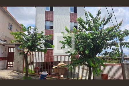 Apartamento à venda com 72m², 2 quartos e 2 vagas Apartamento à venda com 72m², 2 quartos e 2 vagasFachada do Prédio