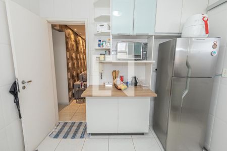 Apartamento à venda com 72m², 2 quartos e 2 vagas Apartamento à venda com 72m², 2 quartos e 2 vagasCozinha