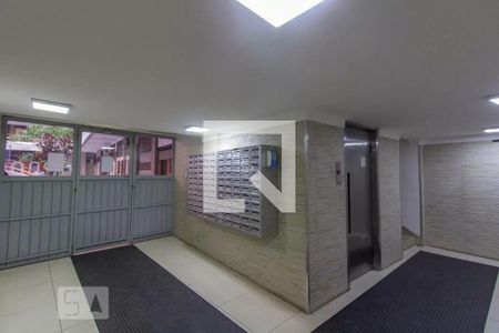 Apartamento à venda com 42m², 2 quartos e sem vagaÁrea comum