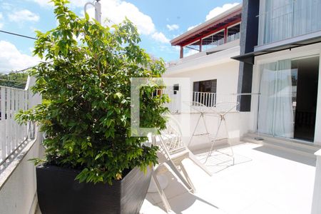 Casa de condomínio para alugar com 340m², 3 quartos e 3 vagasVaranda da Sala 3 