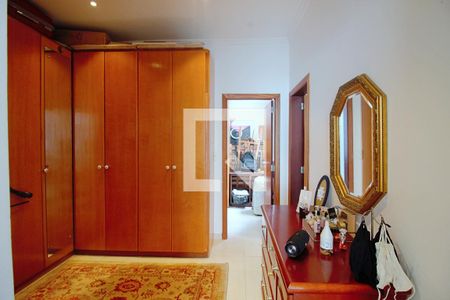 Casa de condomínio para alugar com 340m², 3 quartos e 3 vagasSuíte 3 