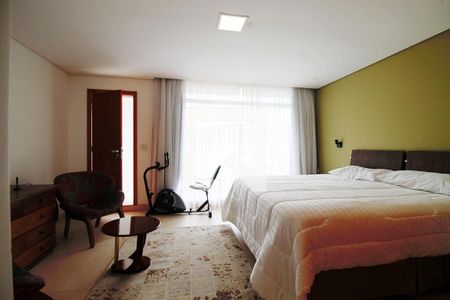 Casa de condomínio para alugar com 340m², 3 quartos e 3 vagasSuíte 3 