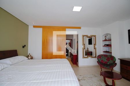 Casa de condomínio para alugar com 340m², 3 quartos e 3 vagasSuíte 3 