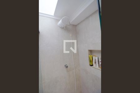 Casa de condomínio para alugar com 340m², 3 quartos e 3 vagasBanheiro da Suíte 1 